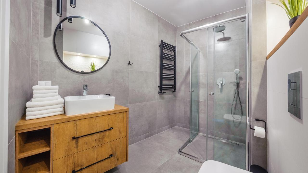 Apartamenty Delux Sun & Snow Nowe Hallerowo Z Przestronnym Tarasem - Blisko Centrum Wladyslawowo Exterior photo